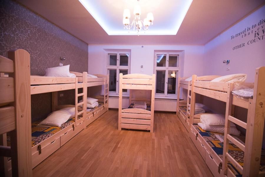 Хостелы Greg&Tom Beer House Hostel Краков